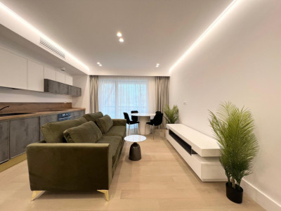 NOU /SUPERB / PRIMA INCHIRIERE / MOBILAT SI UTILAT