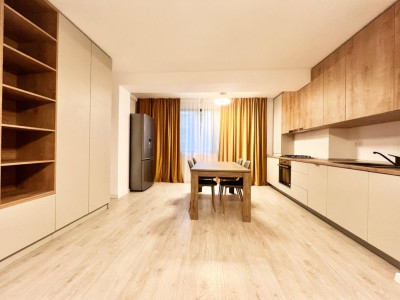 NOU / DEOSEBIT / SPATII GENEROASE