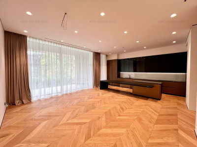 APARTAMENT DE LUX/ BLOC EXCLUSIVIST/ TERASA GENEROASA/ 2 LOCURI PARCARE SUBTERA