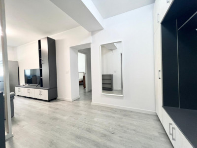 NOU / SUPERB / COMPLET MOBILAT