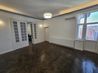 APARTAMENT DEOSEBIT VILA / PARTIAL MOBILAT