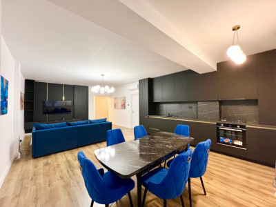 NOU / DEOSEBIT / SPATII GENEROASE / LOC PARCARE