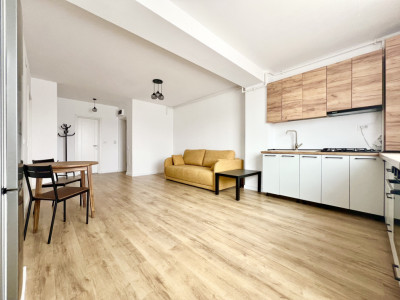 NOU / LOC PARCARE / MOBILAT