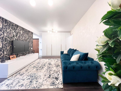 NOU / LUX/ TERASA GENEROASA