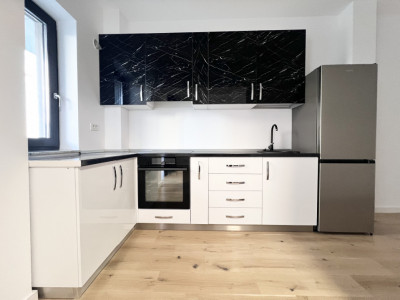 NOU / SUPERB /  TERASA GENEROASA