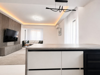 PRIMA INCHIRIERE / SUPERB / 4 CAMERE / TERASA GENEROASA